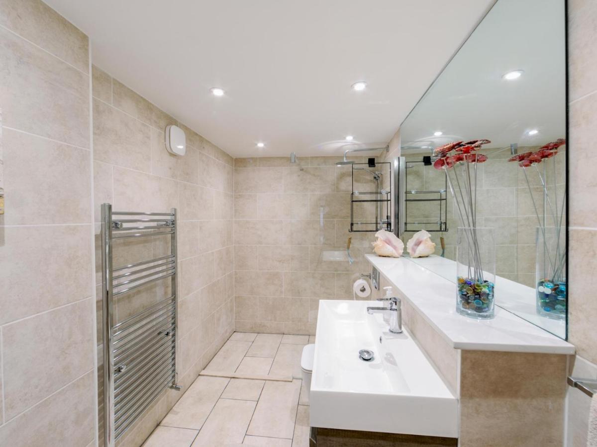 Апартаменты Pass The Keys Recently Renovated 1Br Flat With Private Garden In South Лондон Экстерьер фото