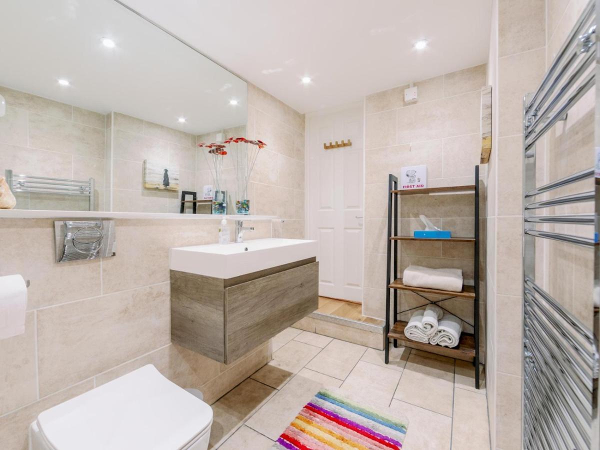 Апартаменты Pass The Keys Recently Renovated 1Br Flat With Private Garden In South Лондон Экстерьер фото